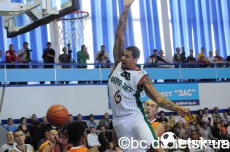 Аален - Санкт-Паули Именно тотал матча меньше 156.5 очков. Буки на некоторых конторах начинают поднимать тотал до