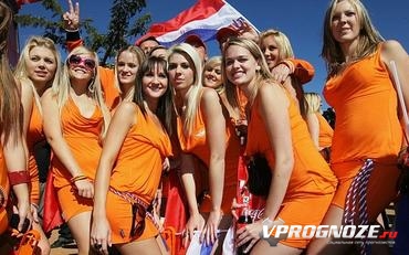всем привет.Рискую ставя две ставки на победу нидерландов.Буки сильно завышают кэф на оранжевых т.к